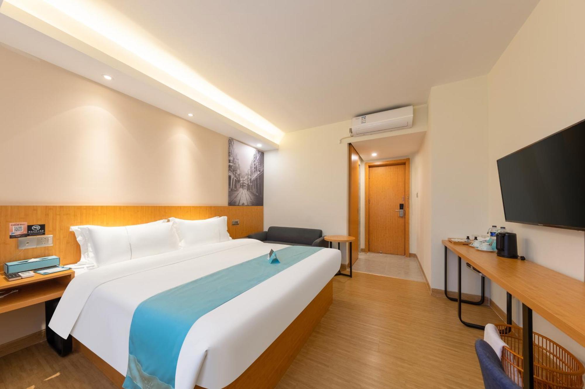 Xana Lite Hotel - Guangzhou Fangcun Huadiwan Metro Station Ngoại thất bức ảnh