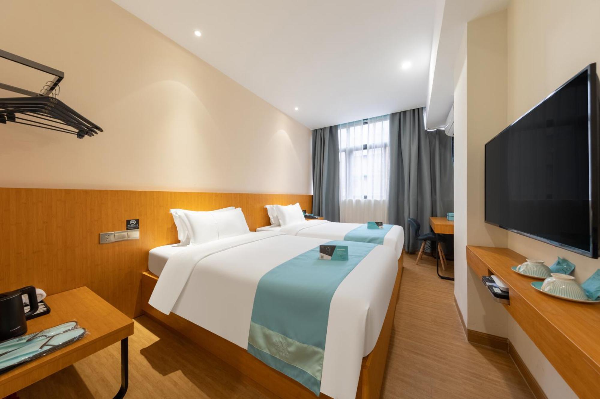 Xana Lite Hotel - Guangzhou Fangcun Huadiwan Metro Station Ngoại thất bức ảnh