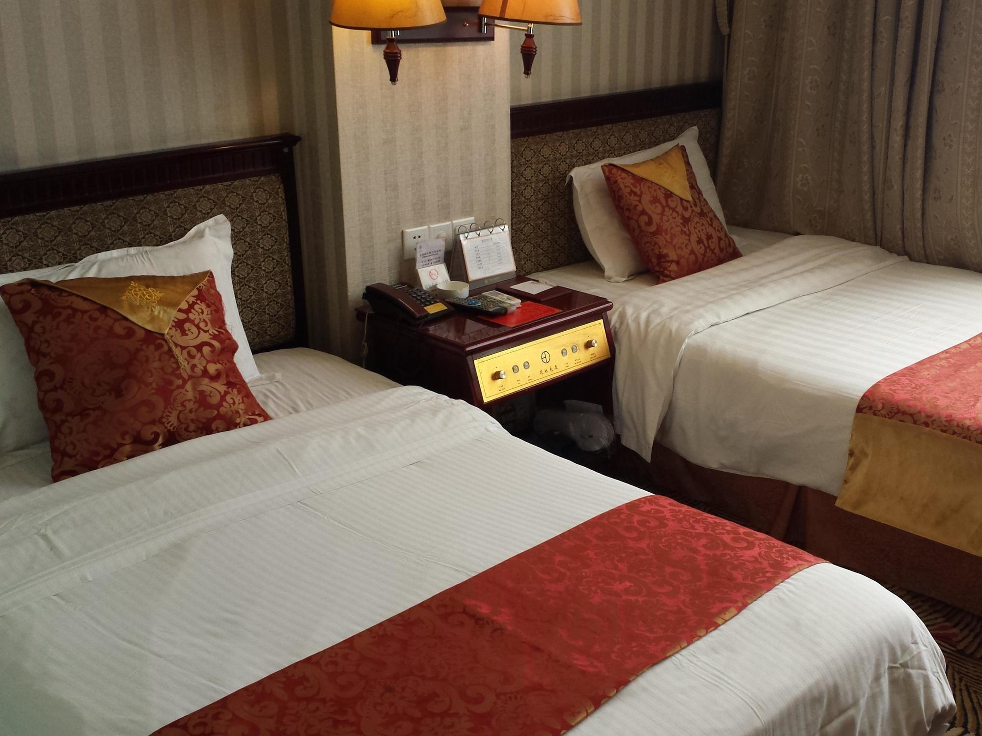 Xana Lite Hotel - Guangzhou Fangcun Huadiwan Metro Station Ngoại thất bức ảnh